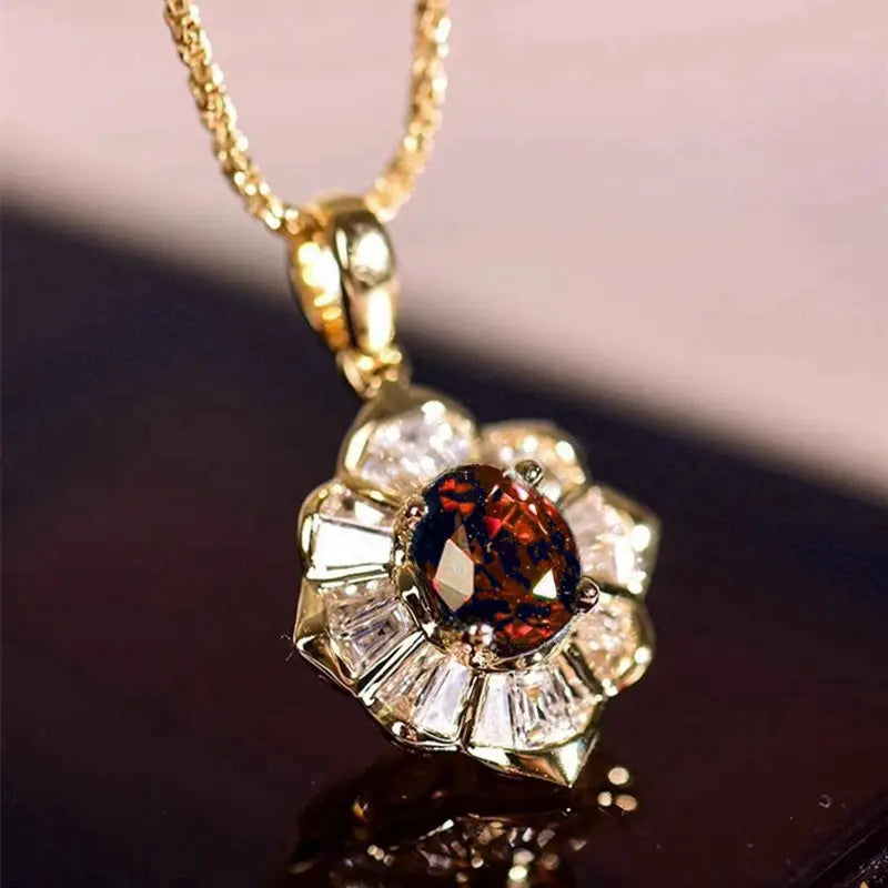 Kavella – Stylish Gold Necklace