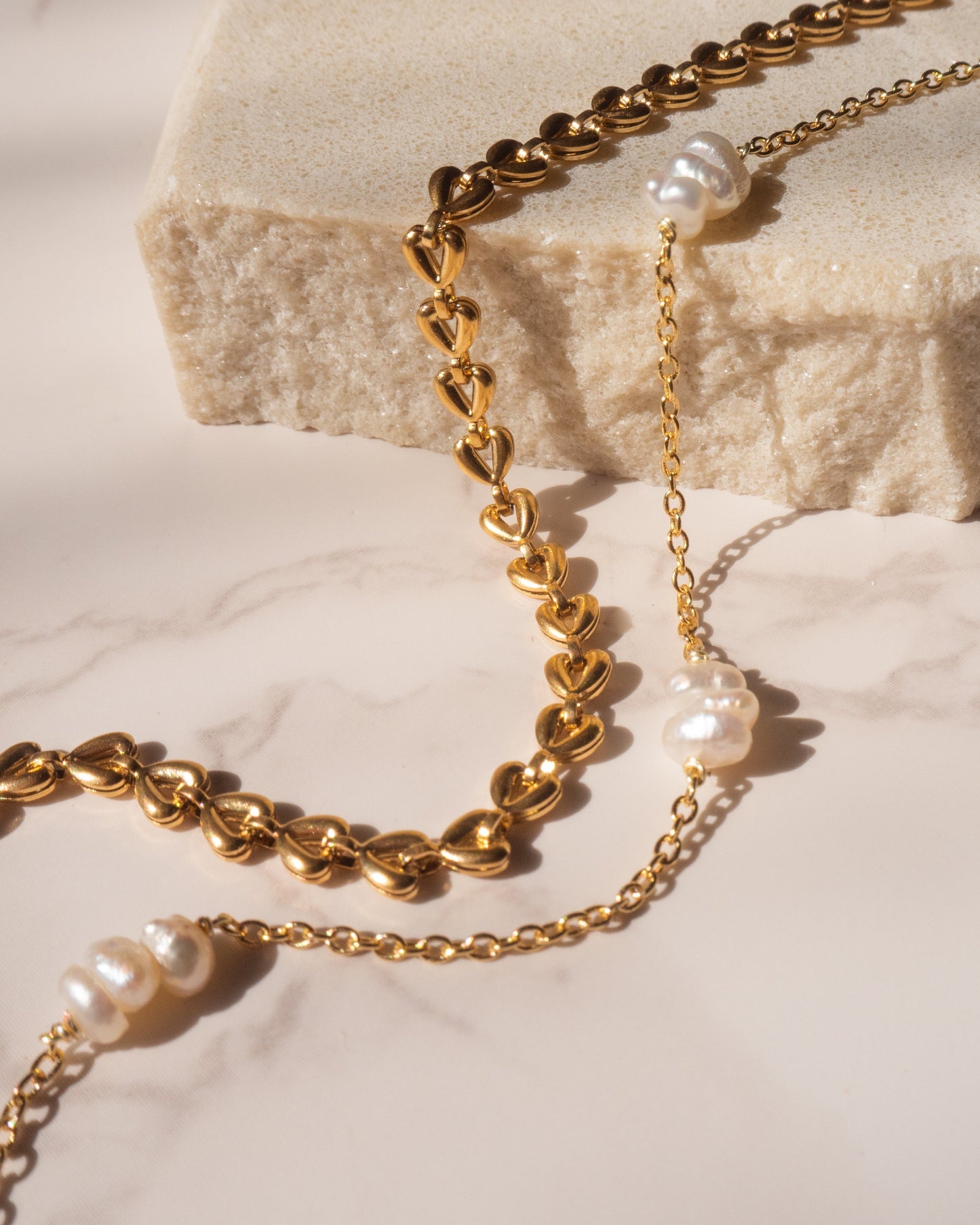 Kendra - Golden Heart Chain Bracelet