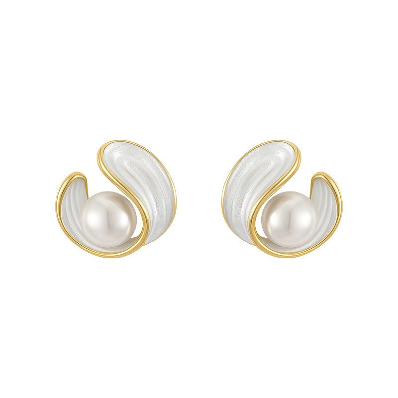 Alina – Elegant Earrings with White Opal, Pearl and Gold