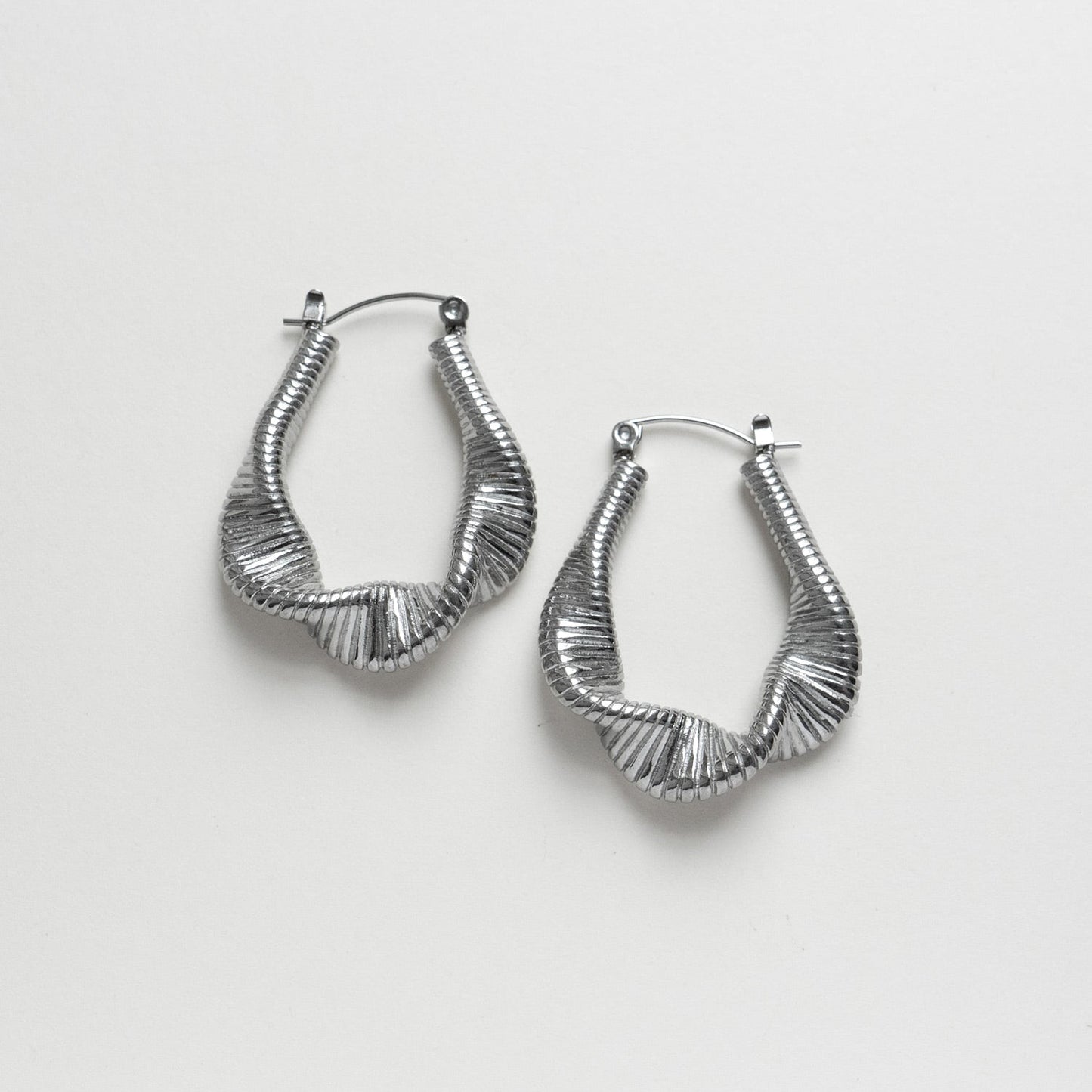 Lyra - Silver Curved Wave Hoops