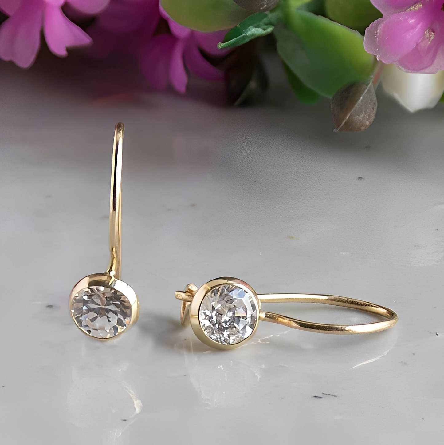 Iris – Vintage Earrings with Crystals
