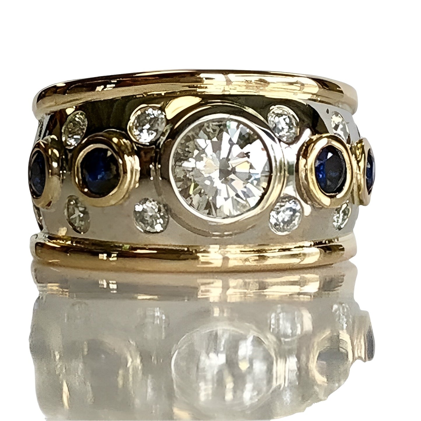 Sierra – Vintage Gold Ring with Set Zircon