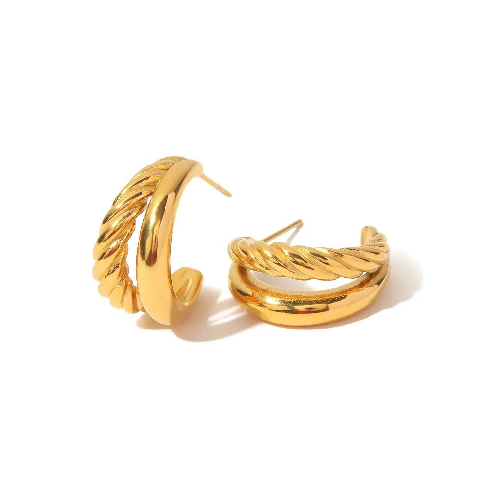 Ayesh – Stylish Gold Earrings