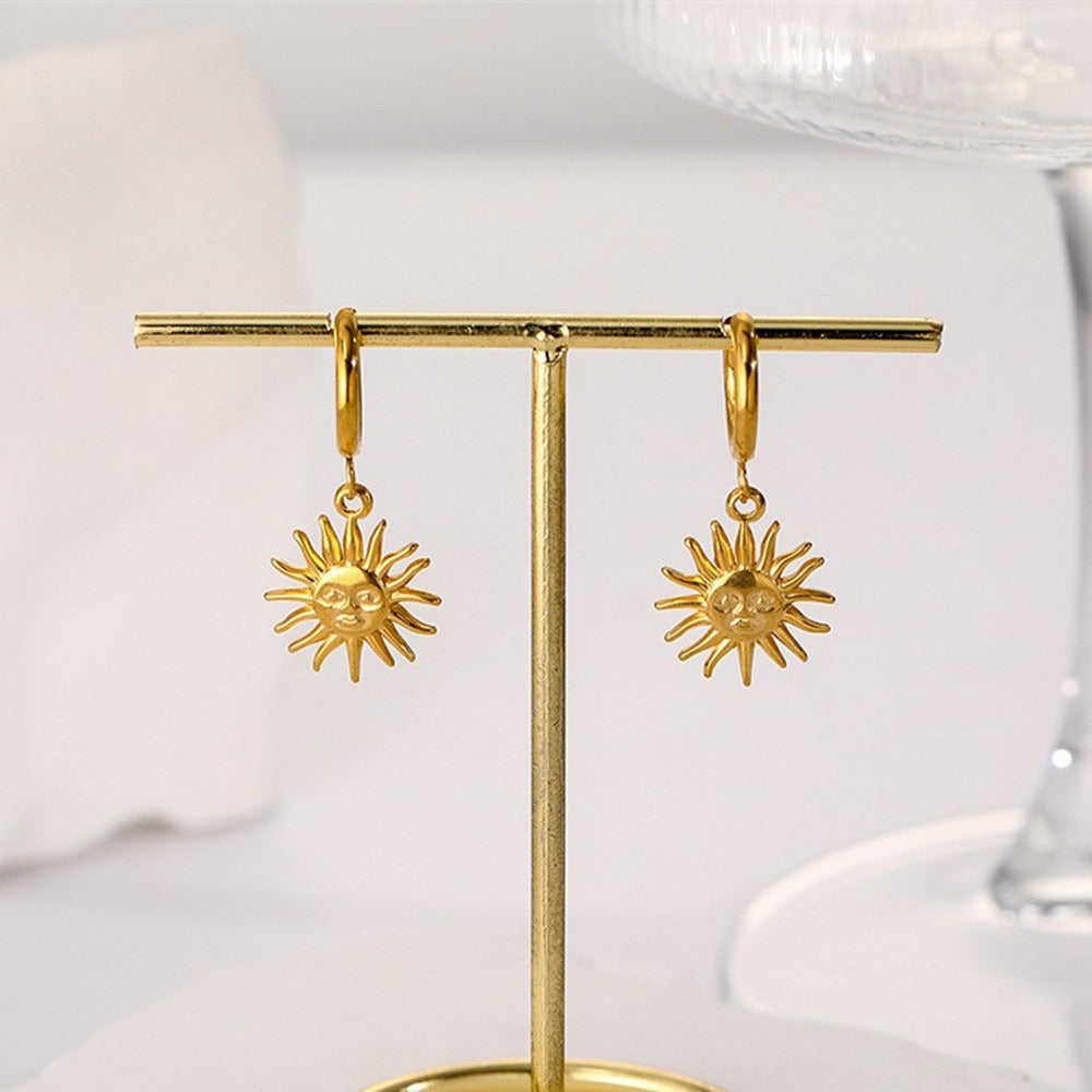 Margaux – Stylish Hoops made of Titanium Steel