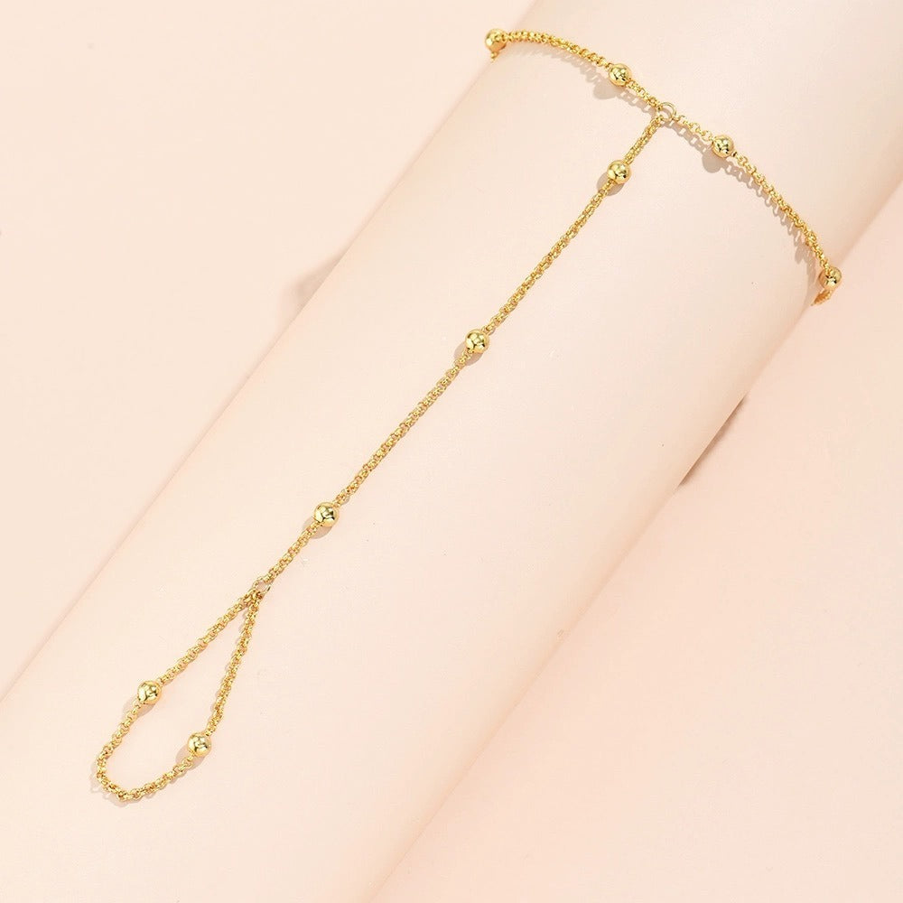 Lisa – Bracelet Chain Pearls and Gloves