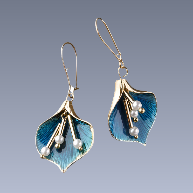 Yara – Earrings Blue Lotus from Vintage Metal