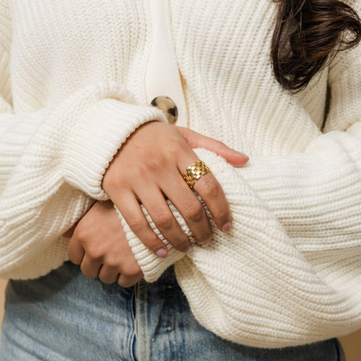 Women’s Open Statement Ring with Multi-Row Link Structure and Geometric Design