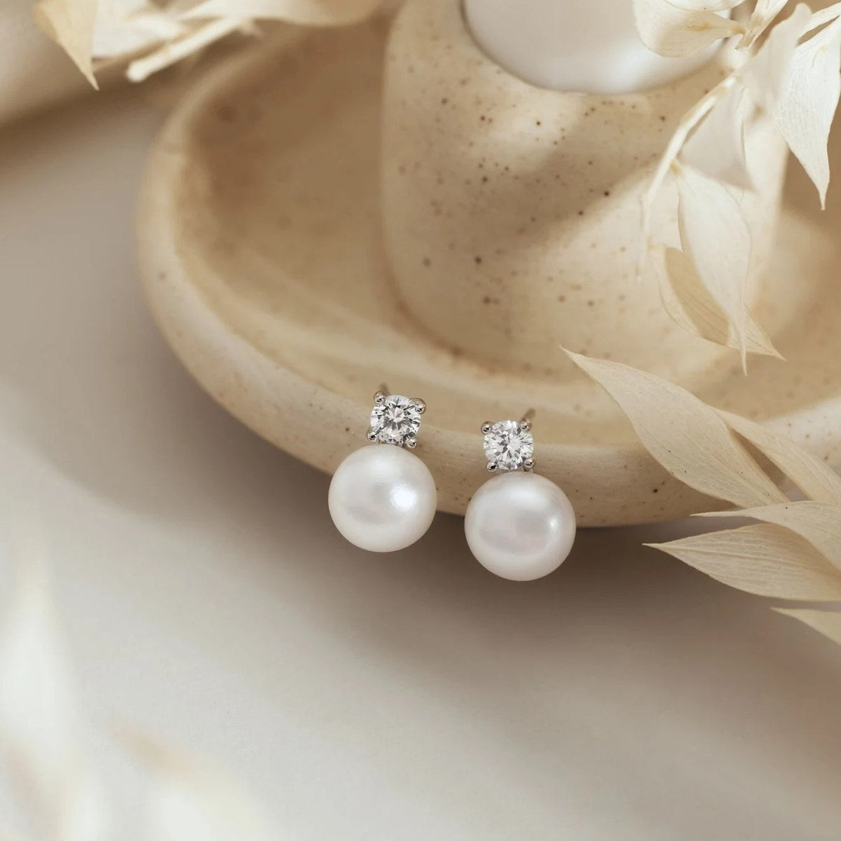 Minimalist Round Diamond White and Freshwater Pearl 925 Sterling Silver Stud Earrings