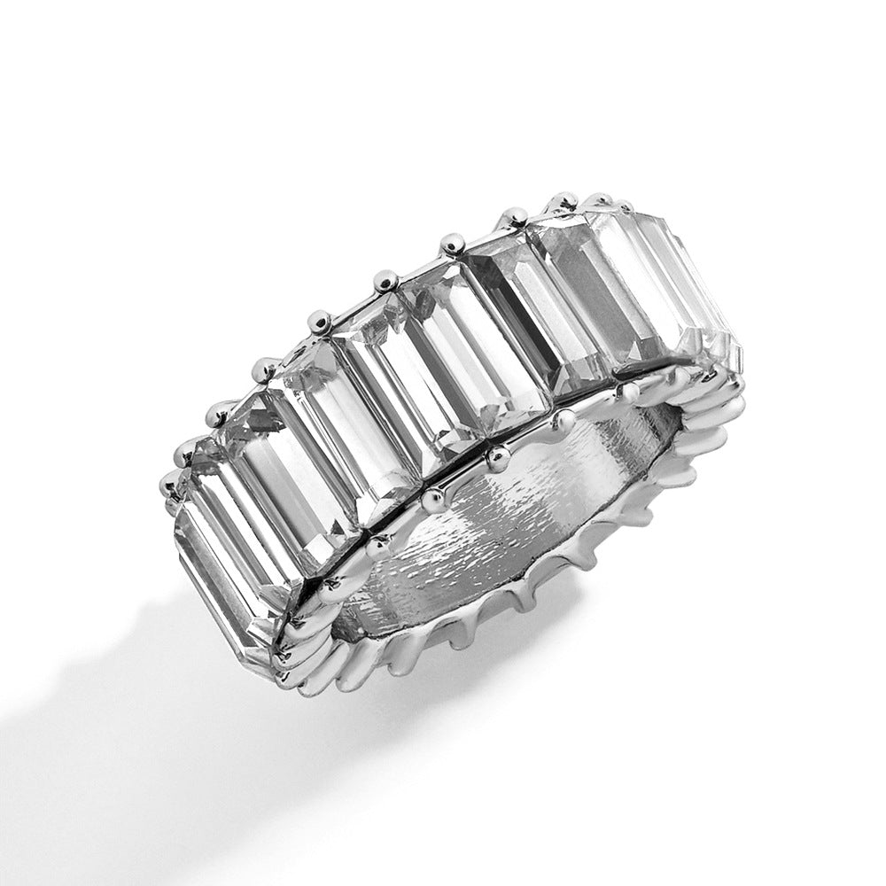 Naya – Geometric Trend Ring made of Colorful Alloy