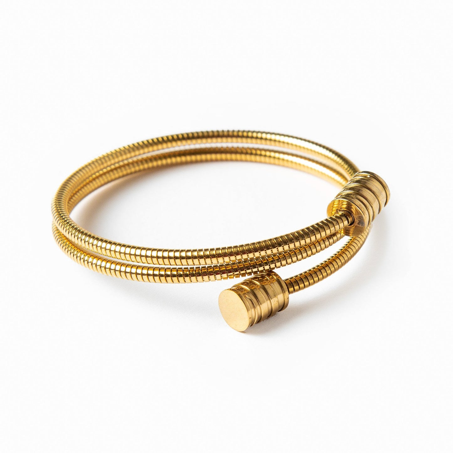 Angie – Bracelet with twisted design in gold