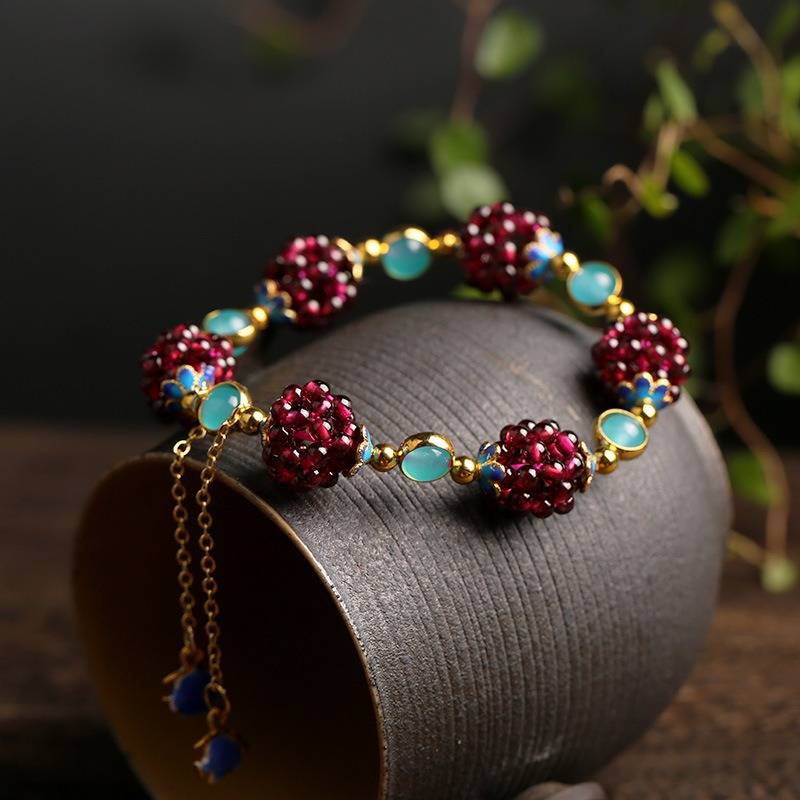 Ciara – Bracelet with Gemstones