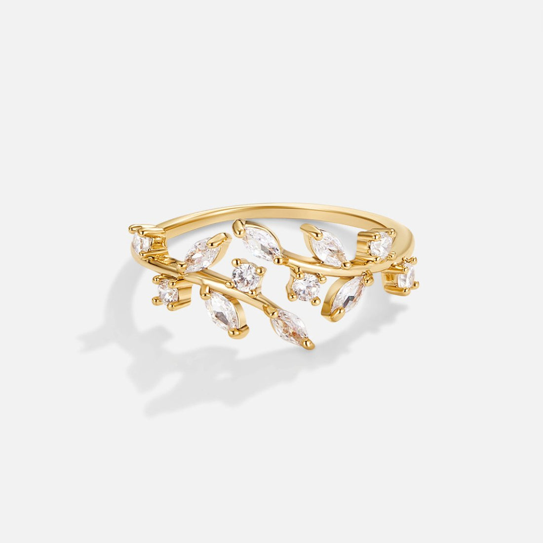 Aretha – Vine Ring with Brilliant Details