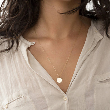 Emina – Stylish Gold Necklace