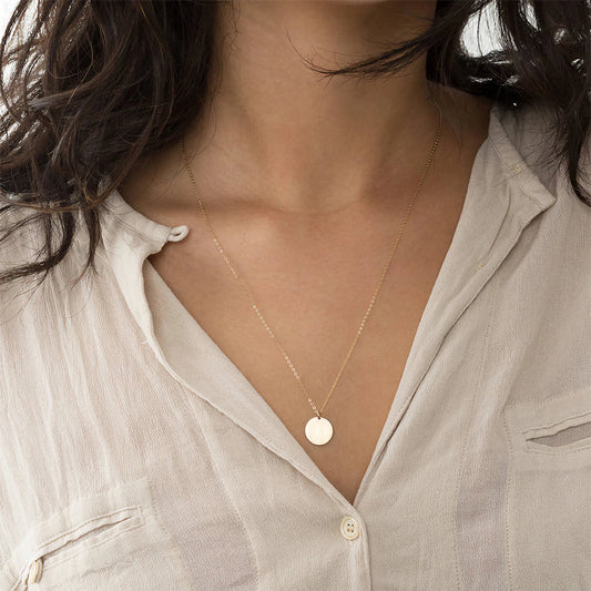 Emina – Stylish Gold Necklace