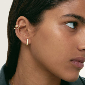 Women’s Square Ear Studs with Minimalistic Geometric Design