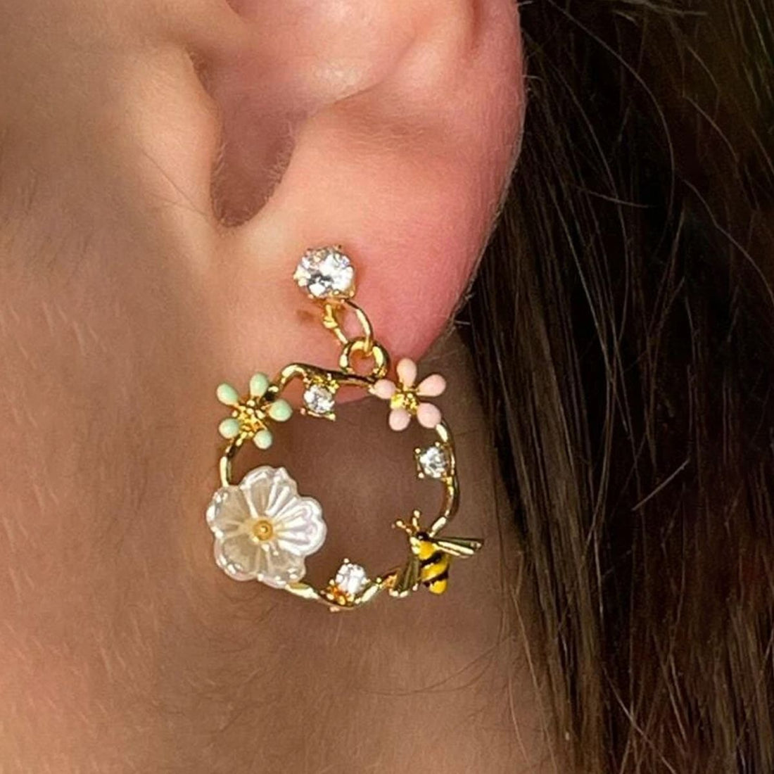 Ladies Earrings with Flower Crown Design (Pair)