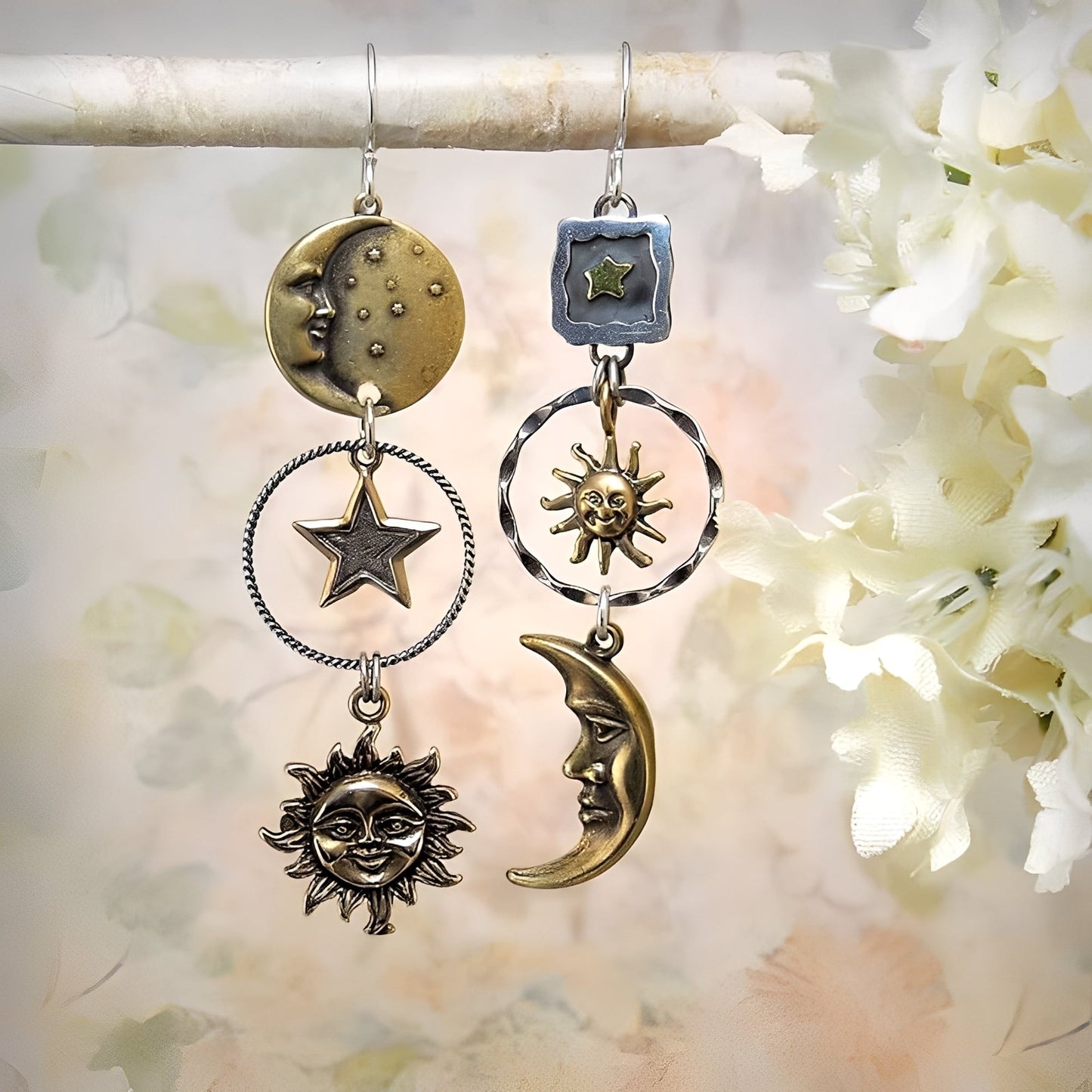 Janna – Sun and Moon Earrings