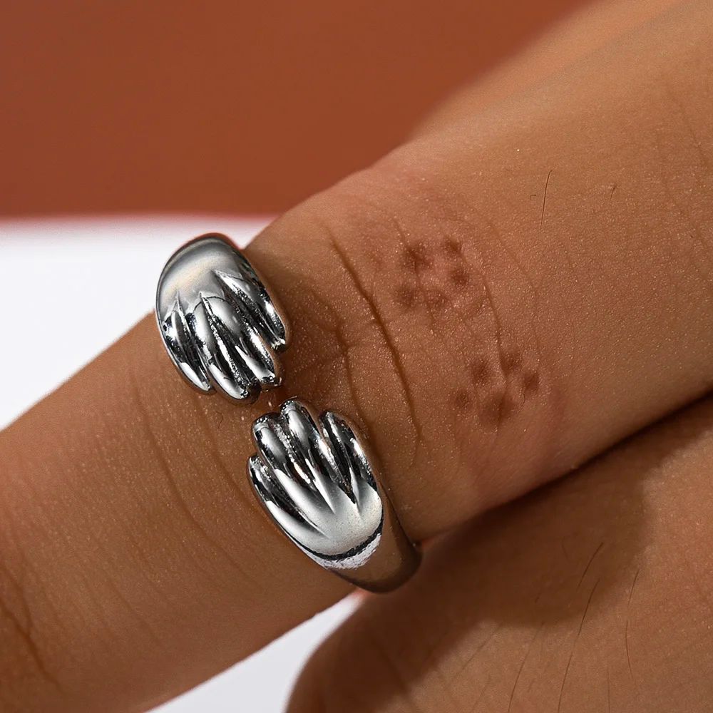 Adjustable Ladies Ring with Cat Paw Design