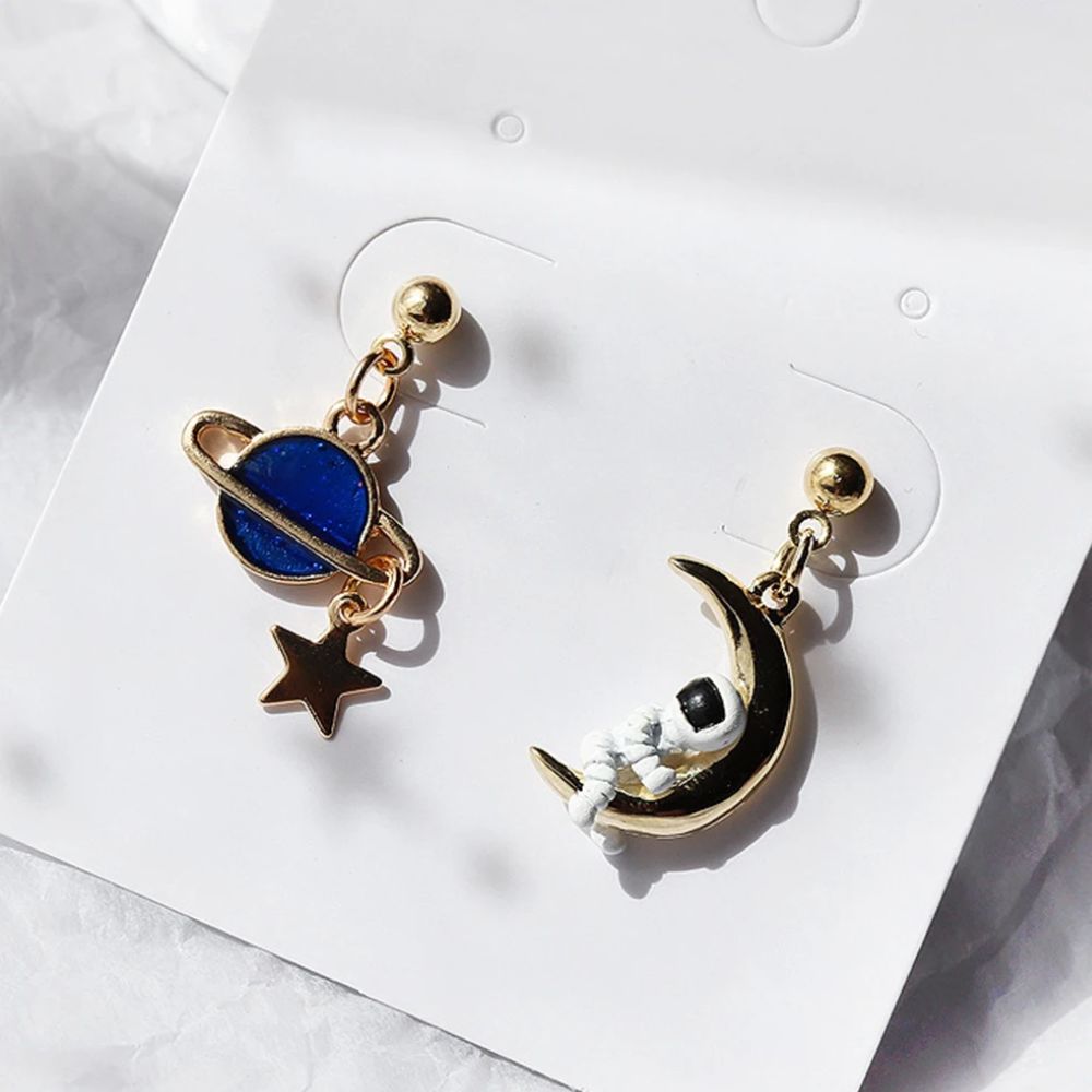 Women's Earrings with Astronaut and Planet Motif - Pair