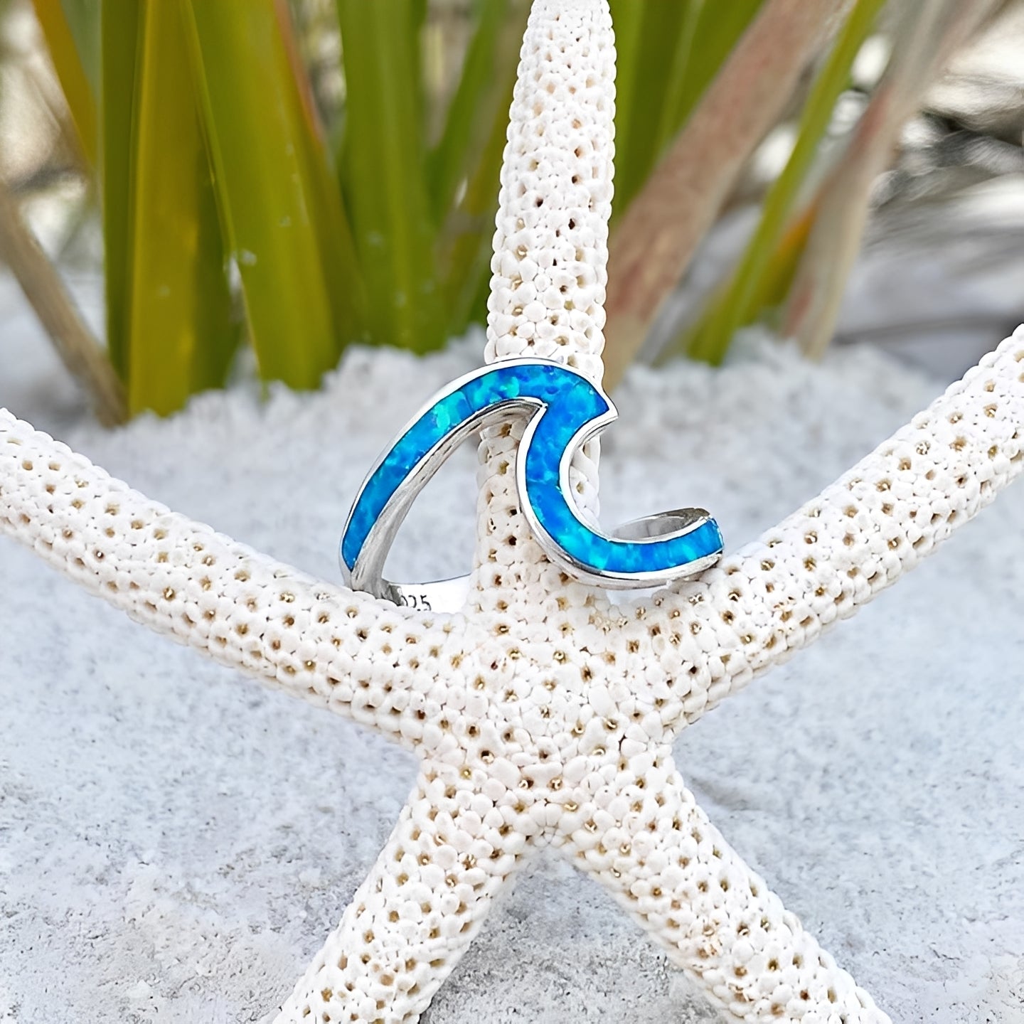 Neri – Wave Ring Silver & Opal