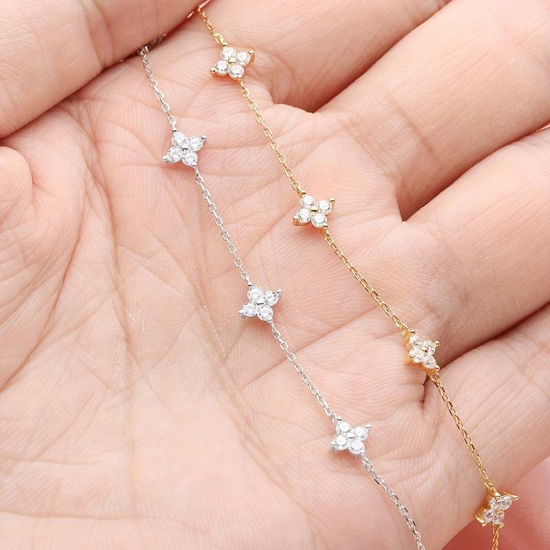Zirconia Flower Bracelet - Simple Bracelet