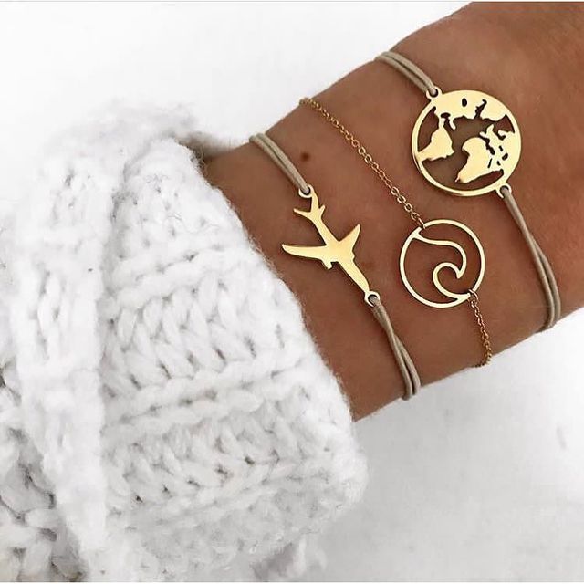 Alora – Stylish Set of Bracelets in Lime Color