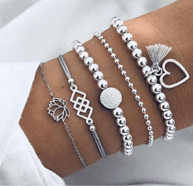 Alora – Stylish Set of Bracelets in Lime Color