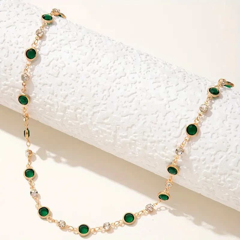 Esmeralda – Pendant Necklace in Green