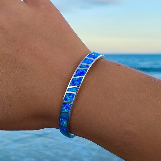 Ocean – Bracelet made of Blue Opal and Silver