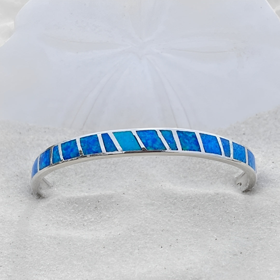 Ocean – Bracelet made of Blue Opal and Silver