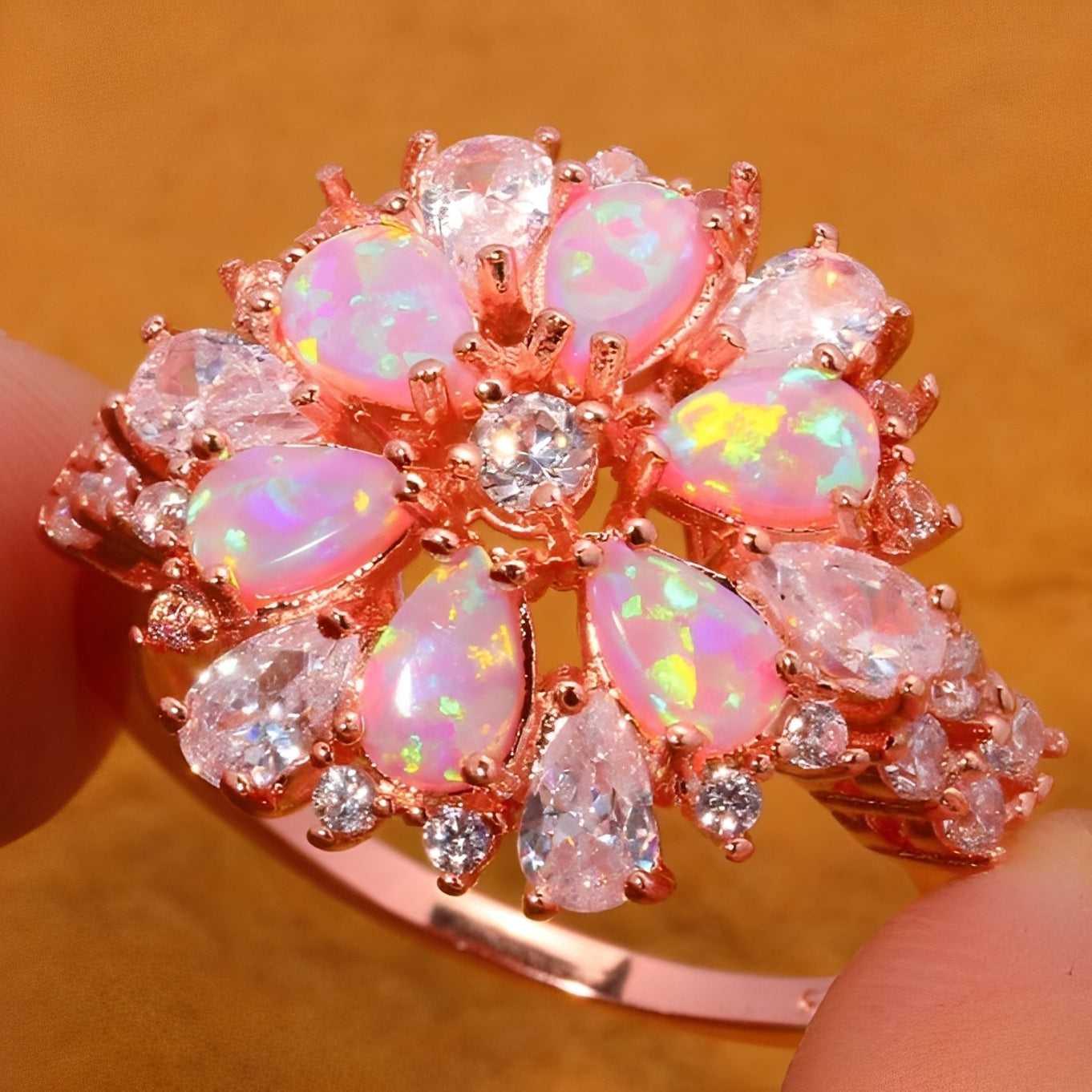 Rian – Elegant Ring Flower Fire Opal