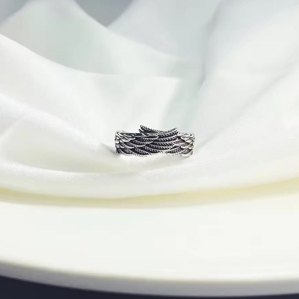 Xenia – Ring with Angel Wings in Punk Retro Style
