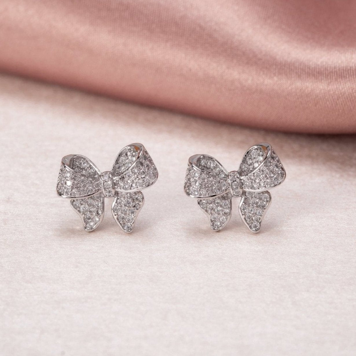 Minerva - Sterling Silver Bow-Shaped Earrings