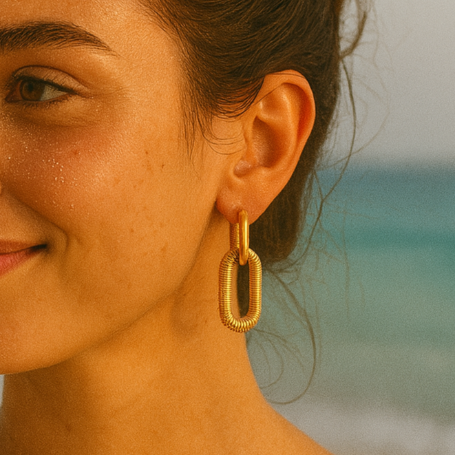 Mariz – Sparkling Cuban Chain Earrings