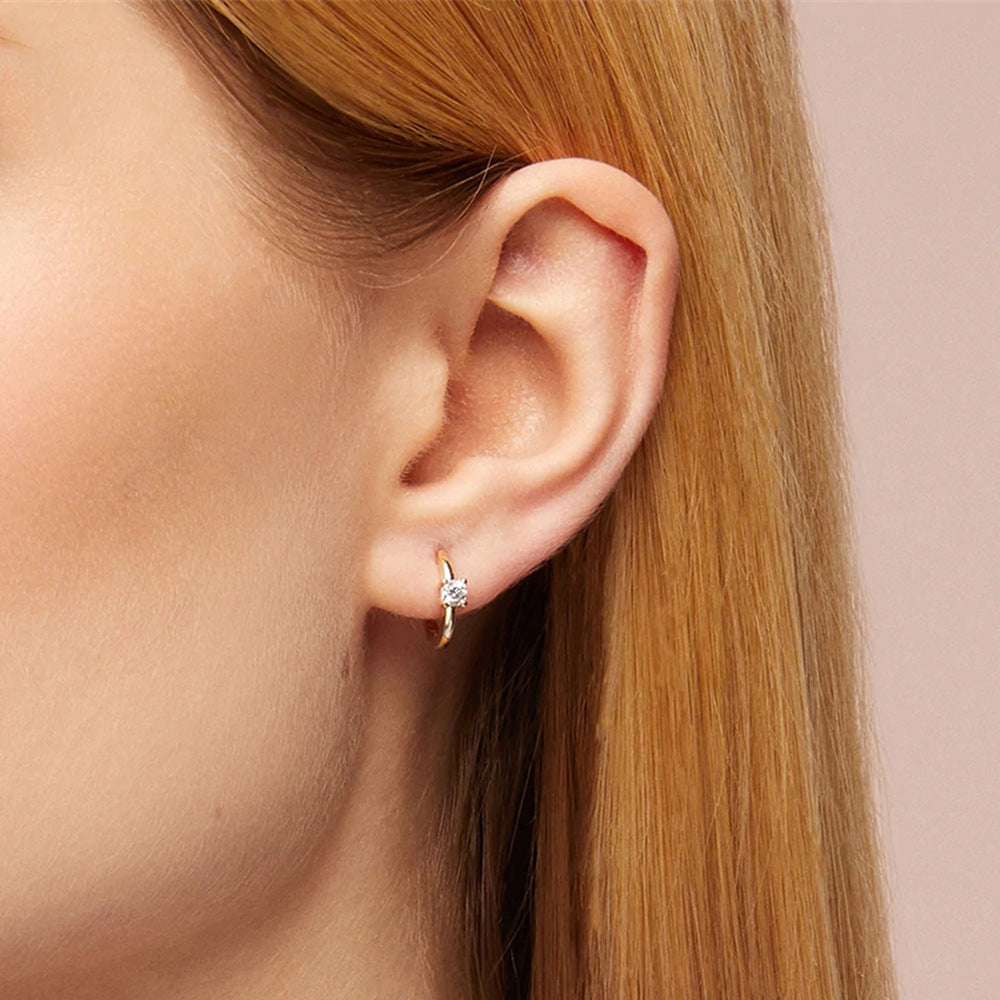 Aurielle – Stylish Solitaire Earrings