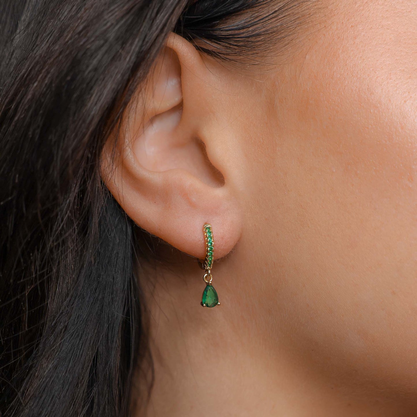 Aurora – Huggies with gemstones
