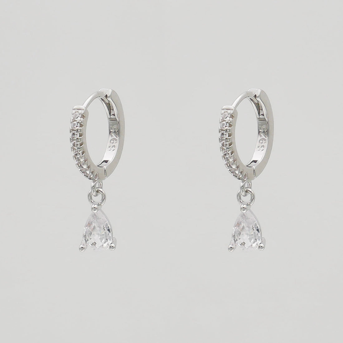 Aurora – Huggies with gemstones