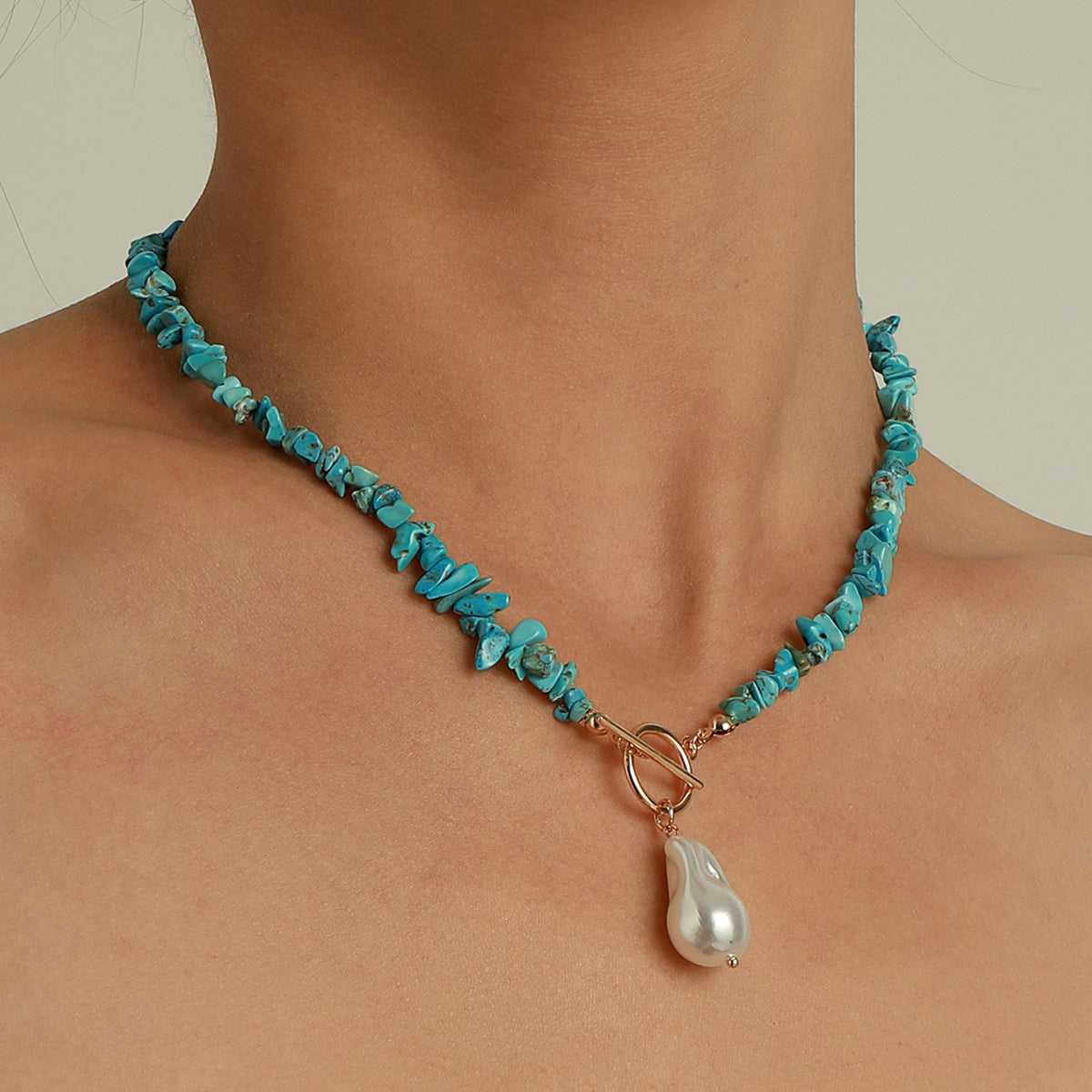 Dione – Necklace with Pearls and Turquoise Elegance