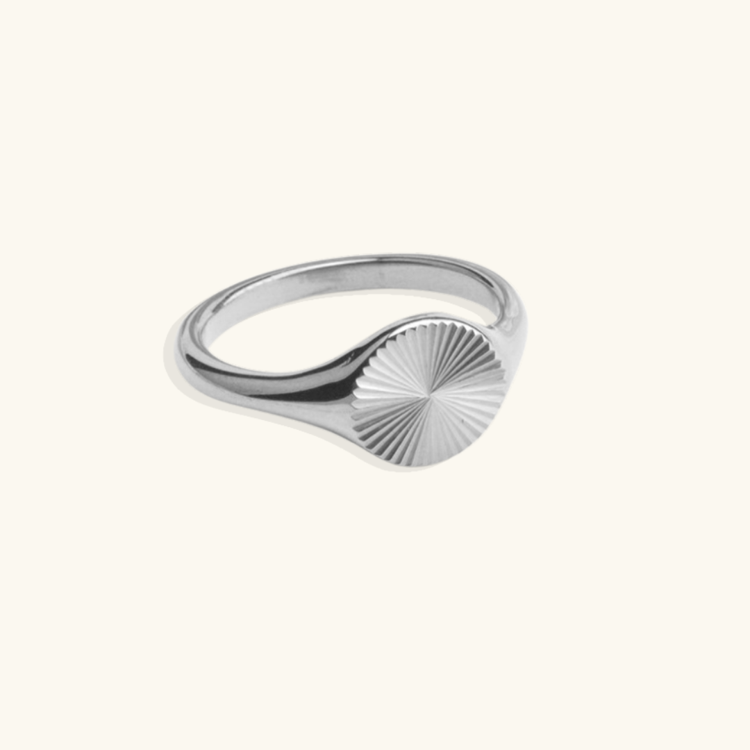 Women's Signet Ring with Sunray Engraving and Round Top