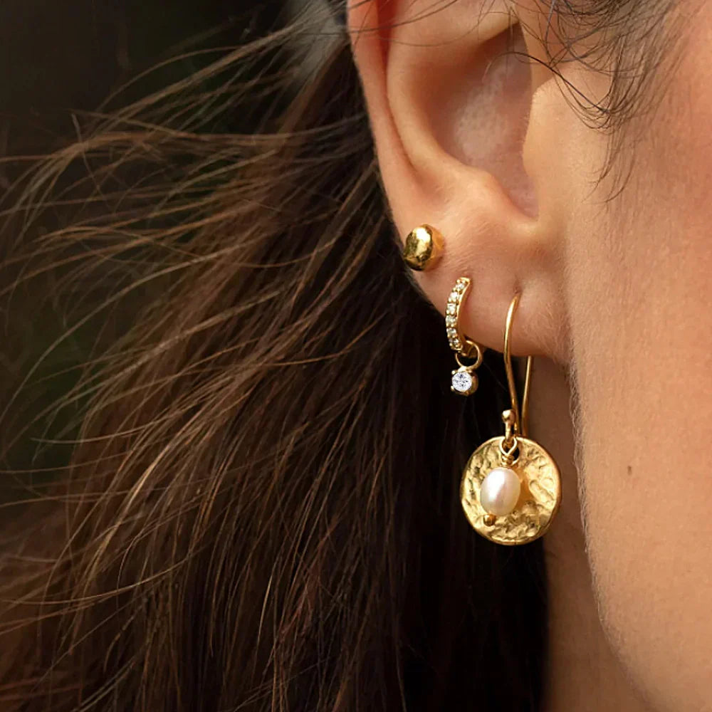 Celestine – Elegant Hanging Earrings