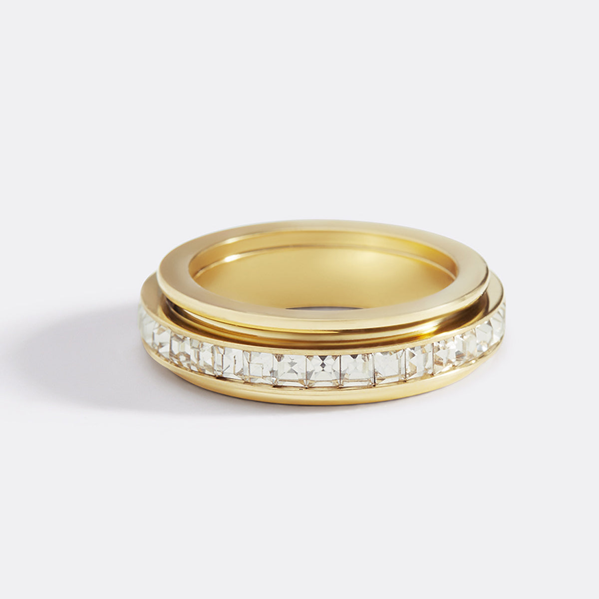 Alessia – Rotating Fidget Ring with Highlight Detail