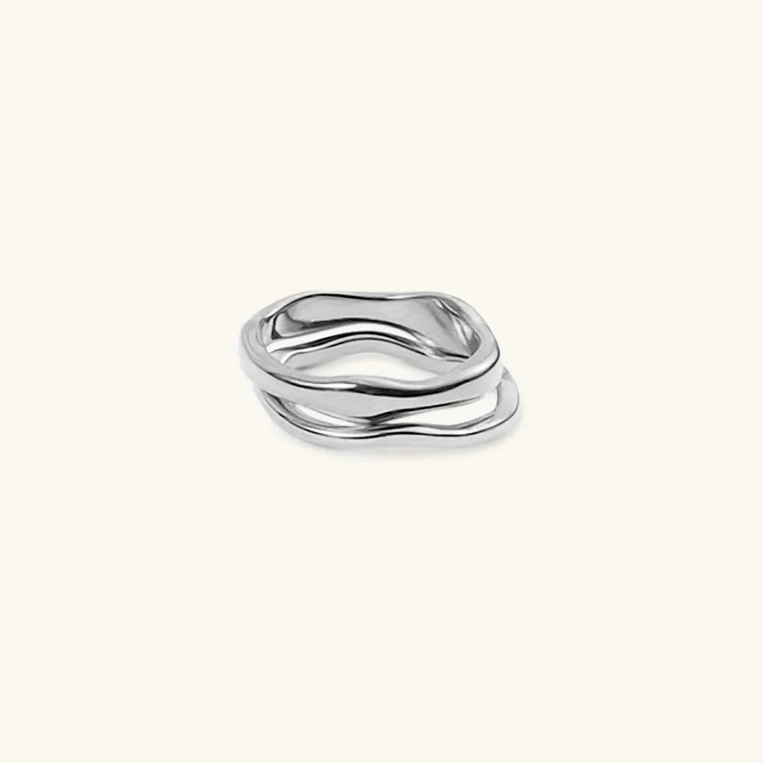 Dianne – Chic Ring in Gold with Layering Option
