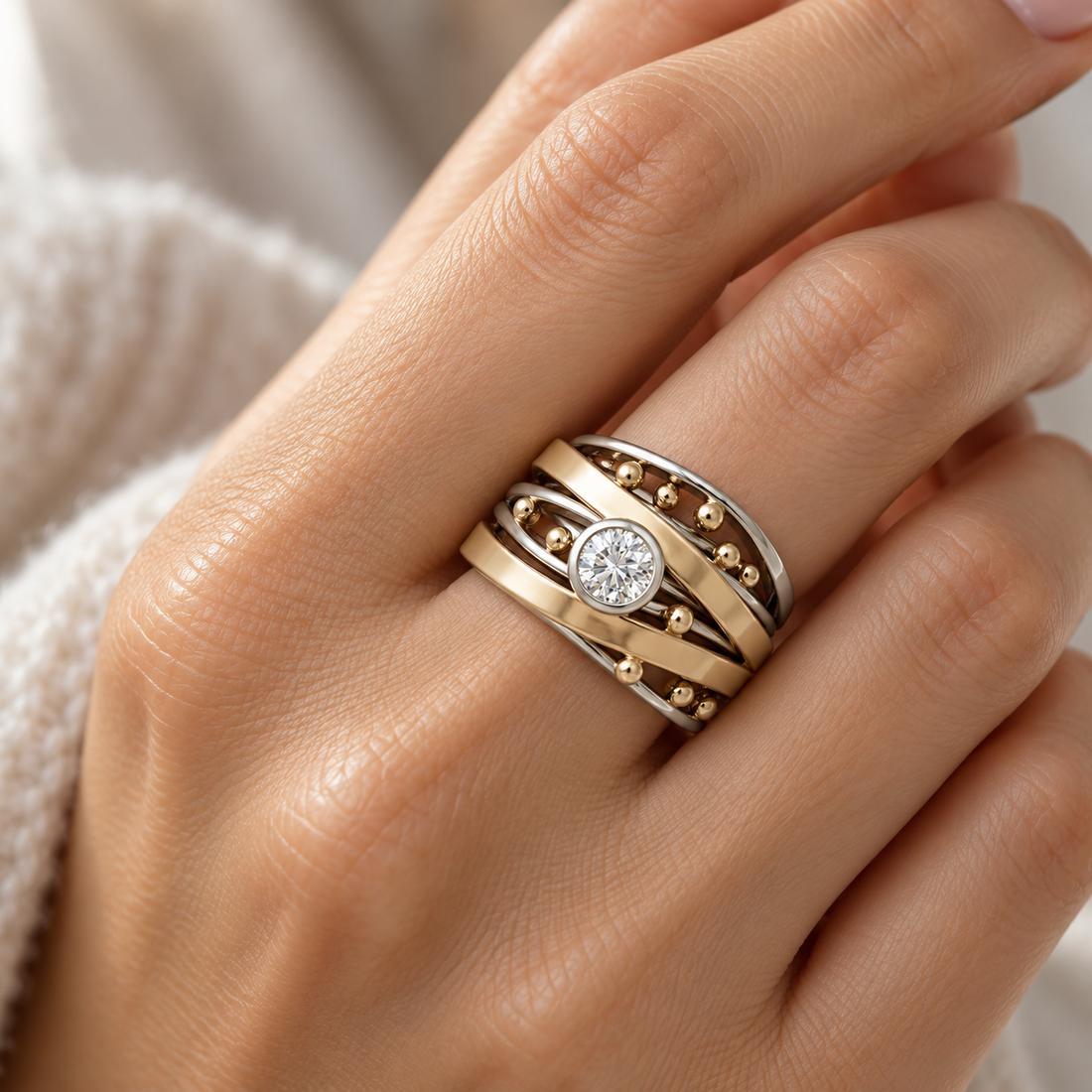 Women's Vintage Ring with Inlaid Decorative Stone Accents