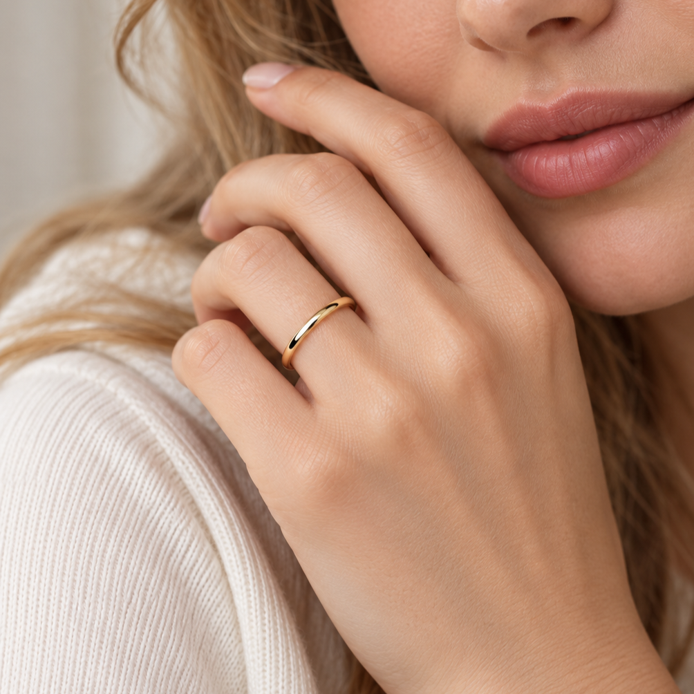Women's Ring with Simple Design