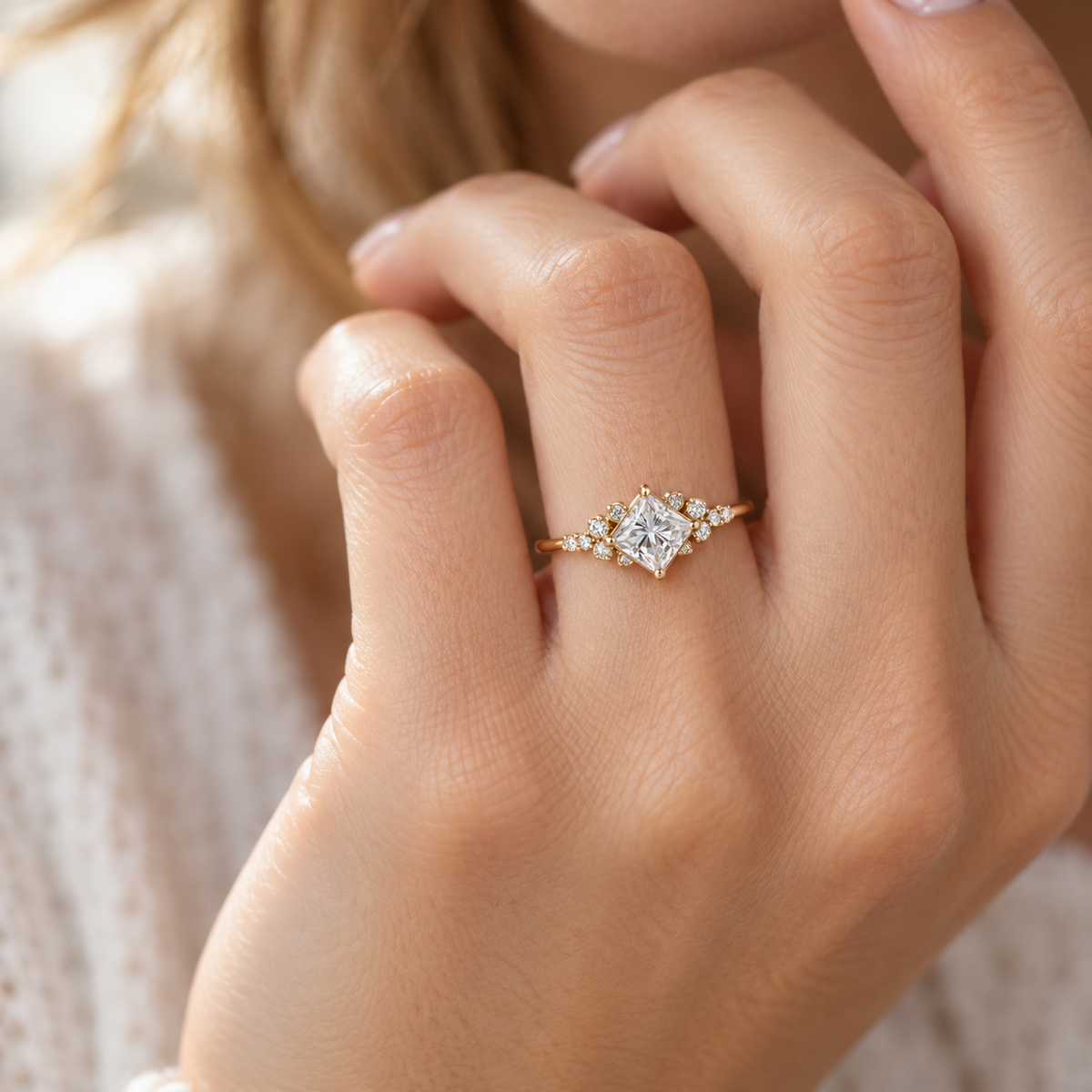 Women's Statement Ring in Queen Style