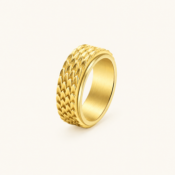 Women’s Wide Ring with Scaly Structure and Rotatable Band