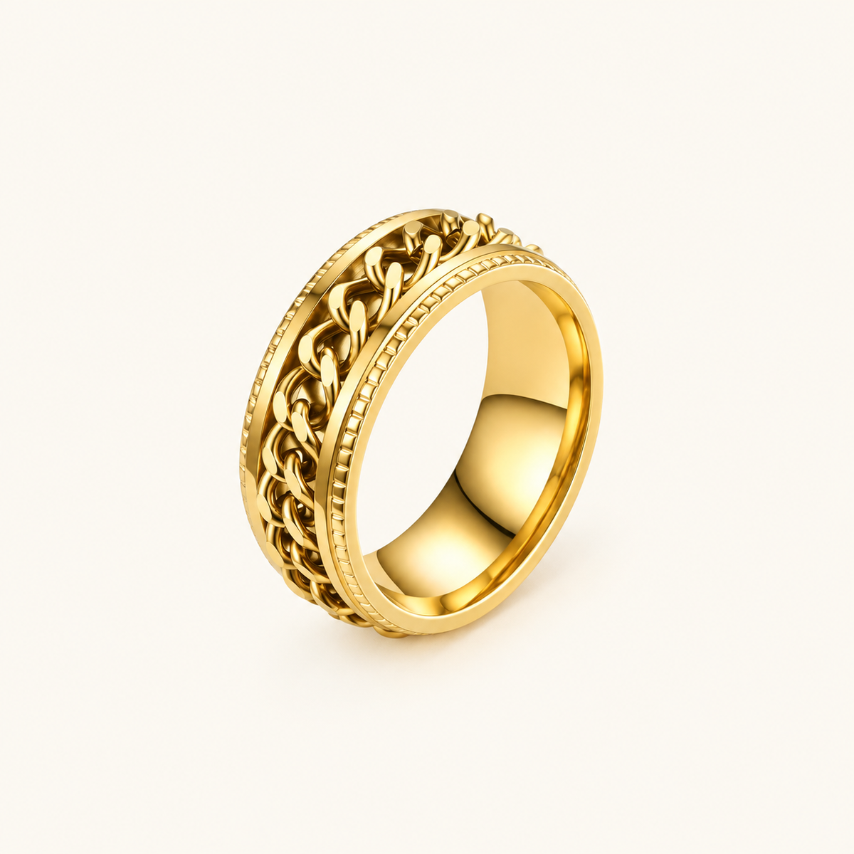 Women’s Ring with Rotatable Chain Link Design