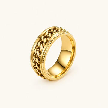 Women’s Ring with Rotatable Chain Link Design