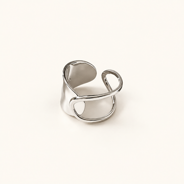 Women Adjustable Chunky Ring with Hammered Structure