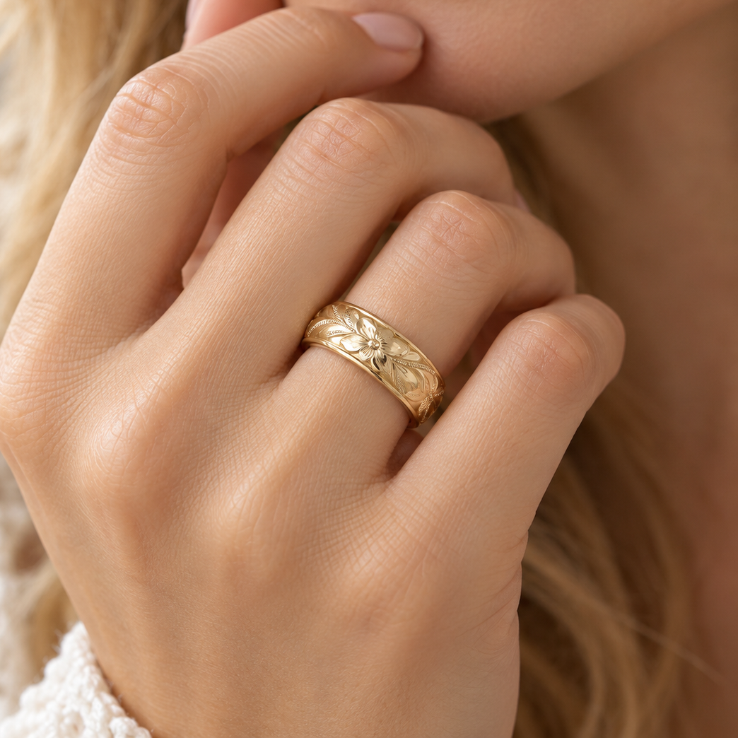 Women's Vintage Ring with Flower Motif